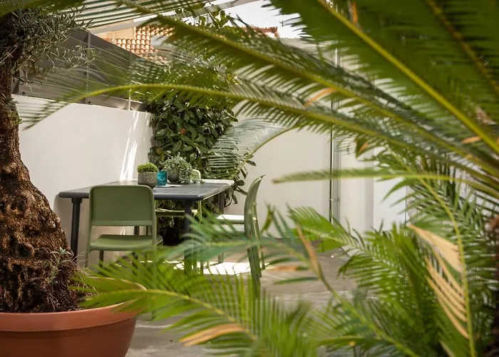 Stylish Apartment Split